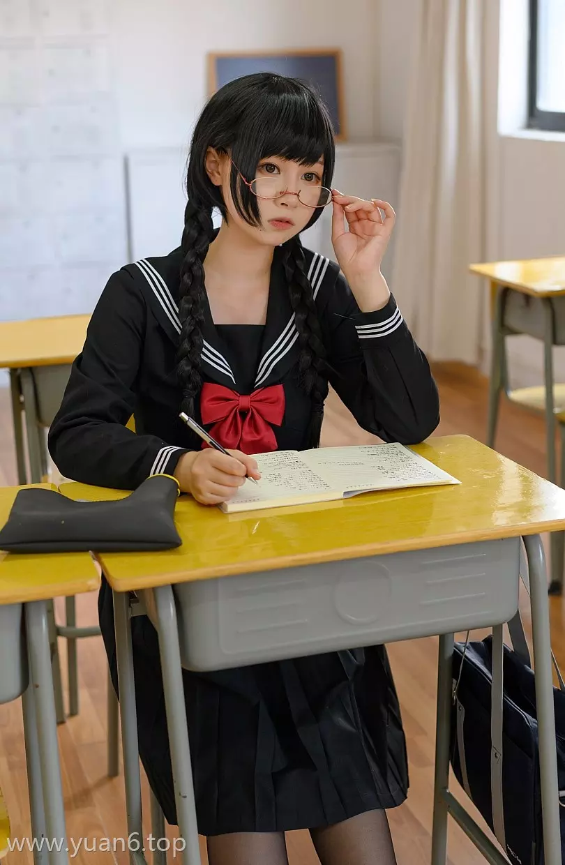 美图欣赏丨Coser_PAKI酱-班长[35P-376M]