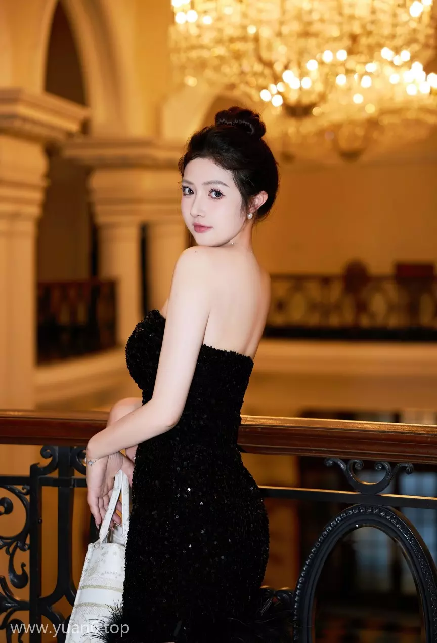 Xiuren秀人养乐多DoDo个人资料和NO.8462期图集欣赏