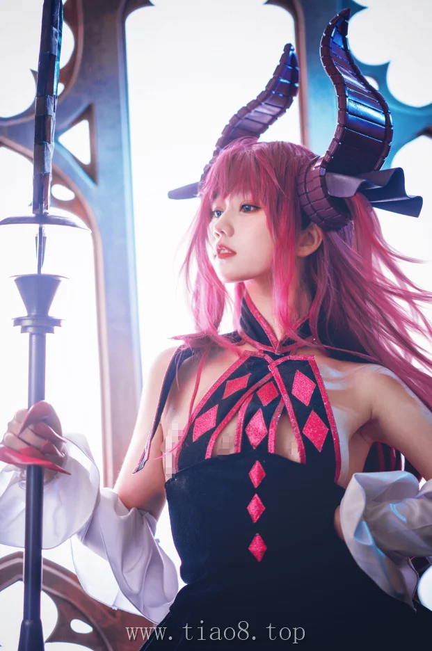 美图欣赏丨Coser镜酱:NO.016-龙娘[9P-9MB]