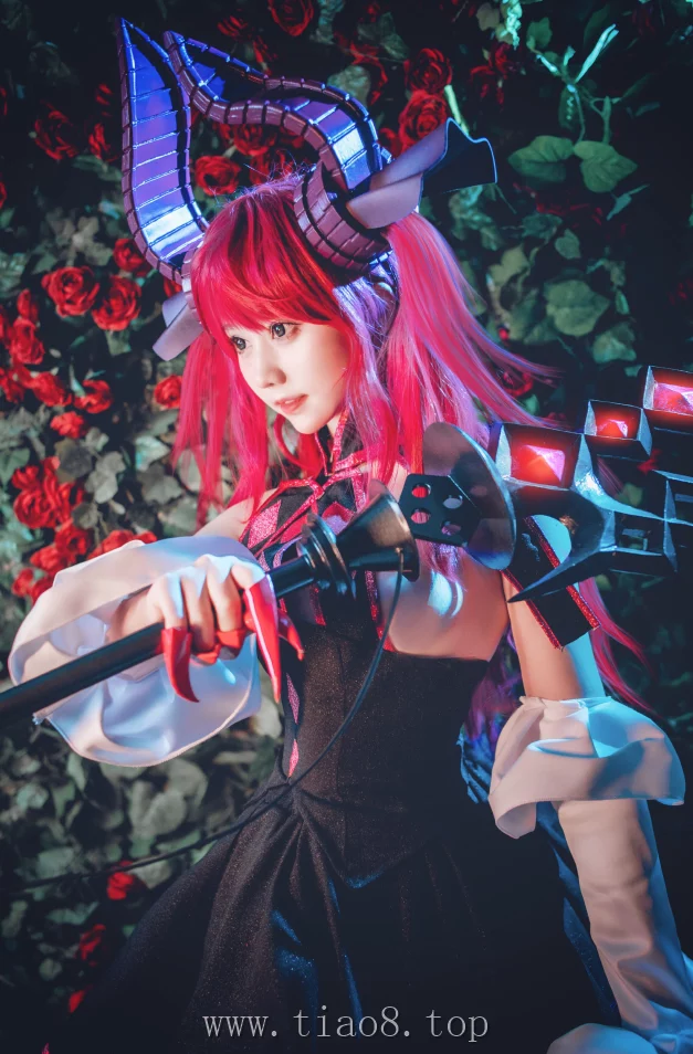 美图欣赏丨Coser镜酱:NO.016-龙娘[9P-9MB]