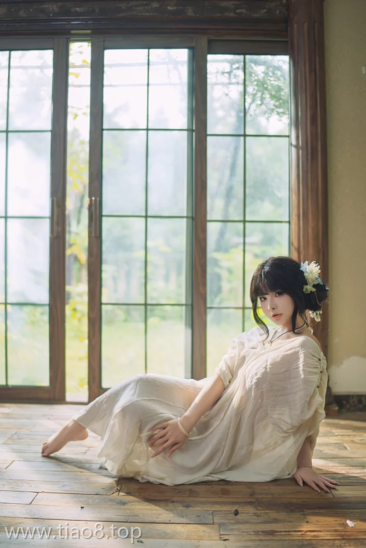 美图欣赏丨Coser_yuuhui玉汇 (Kokuhui):NO.0120-春之歌[125P-2V-1.6G]