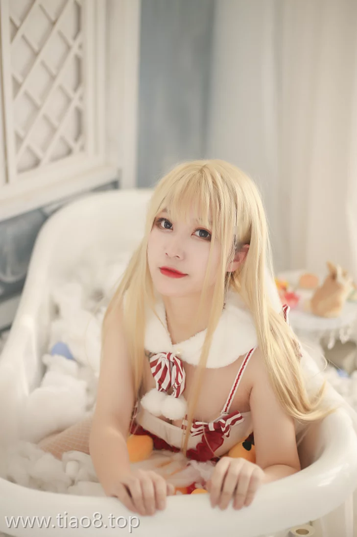 奇行家狗崽(棕桠阿狗崽)春节私藏!NO.010,20P细节满满,213MB不容错过