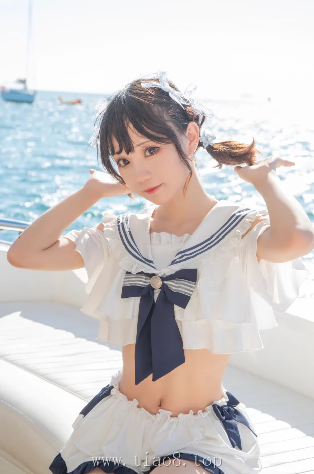 美图欣赏丨Coser花柒Hana:NO.013-三亚熊之海J风泳装[12P-153.01MB]