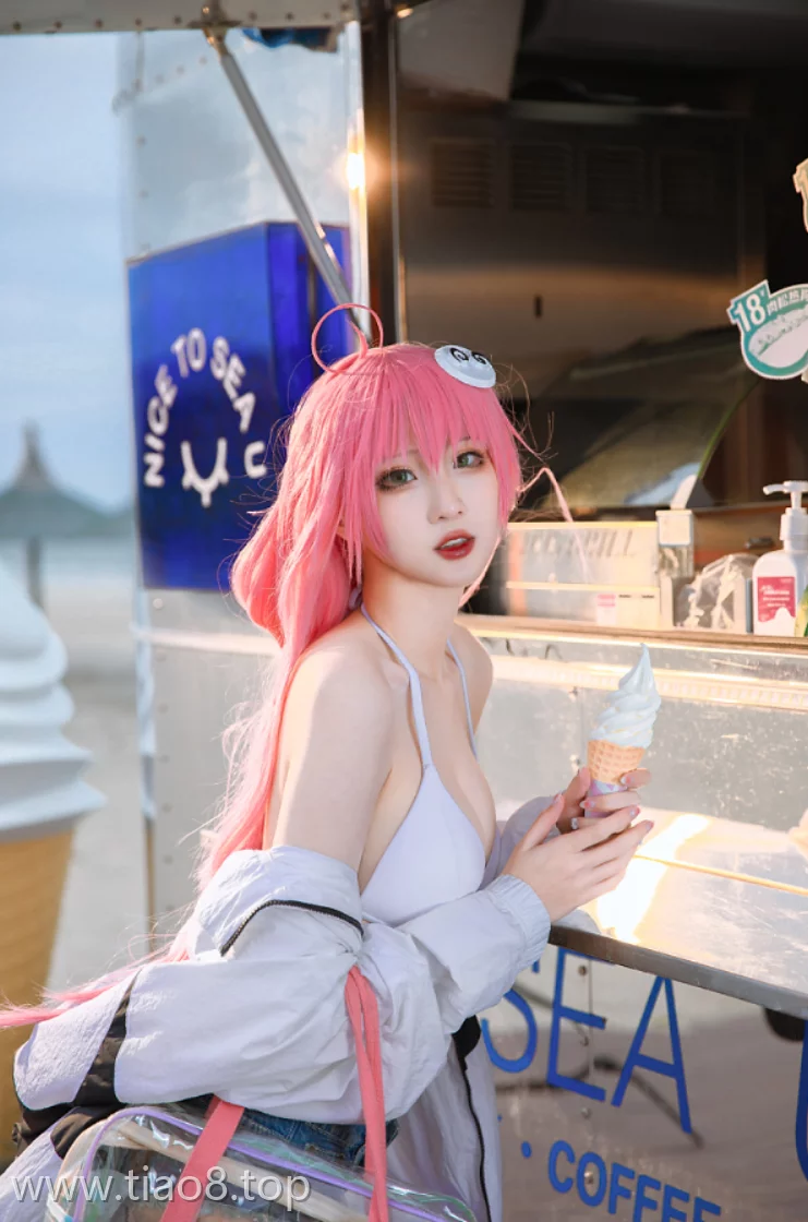 美图欣赏丨Coser瓦斯塔亚小龙虾:NO.008-菈菈水着[27P-398.9M]