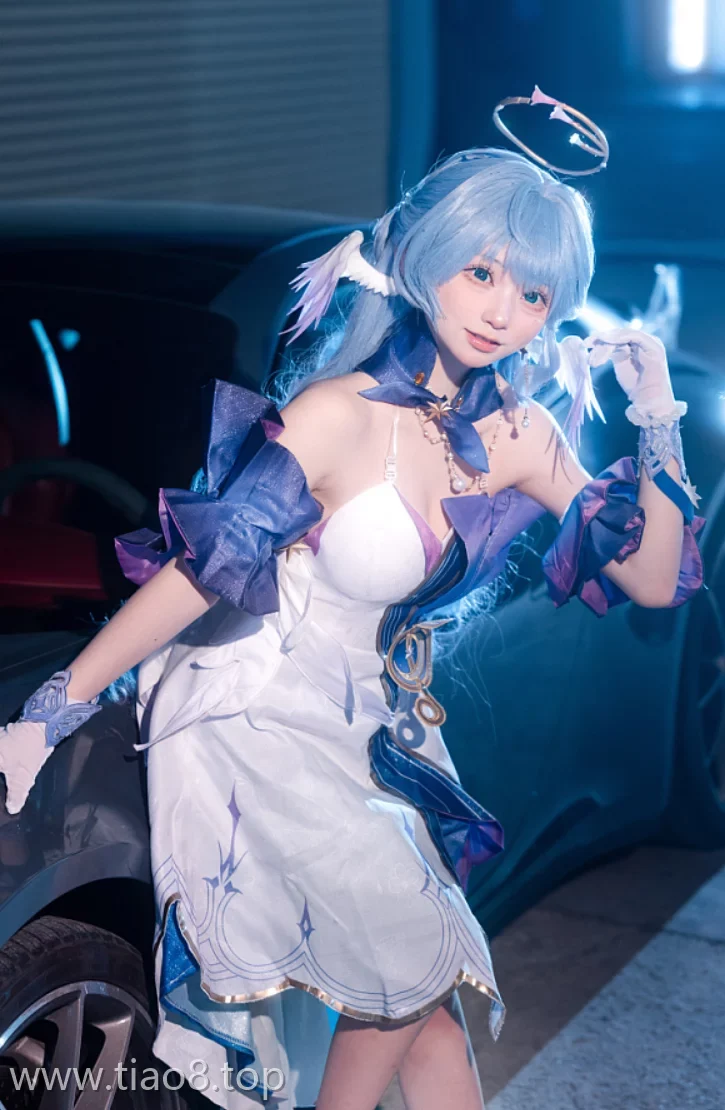 美图欣赏丨Coser花铃:NO.055-知更鸟[18P-258M]