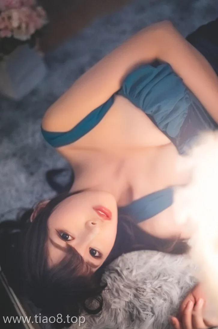 美图欣赏丨Coser雯粥粥i:NO.009-圣诞[30P-195M]