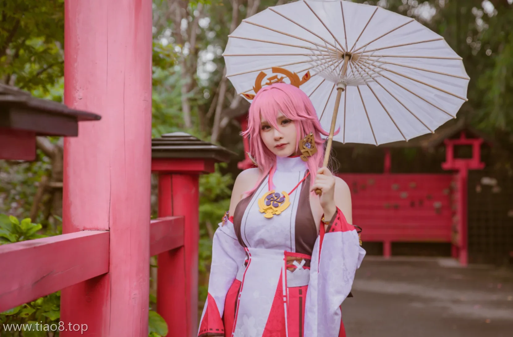 美图欣赏丨Coser前羽_rr:NO.018-原神 八重神子[36P-137MB]