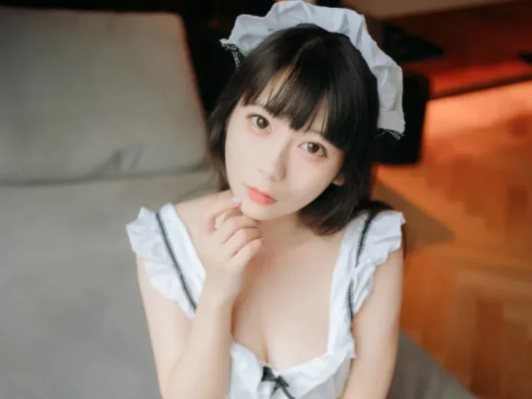 美图欣赏丨Coser_usejan蓝蓝:NO.010-小厨娘[46P-134.5M]