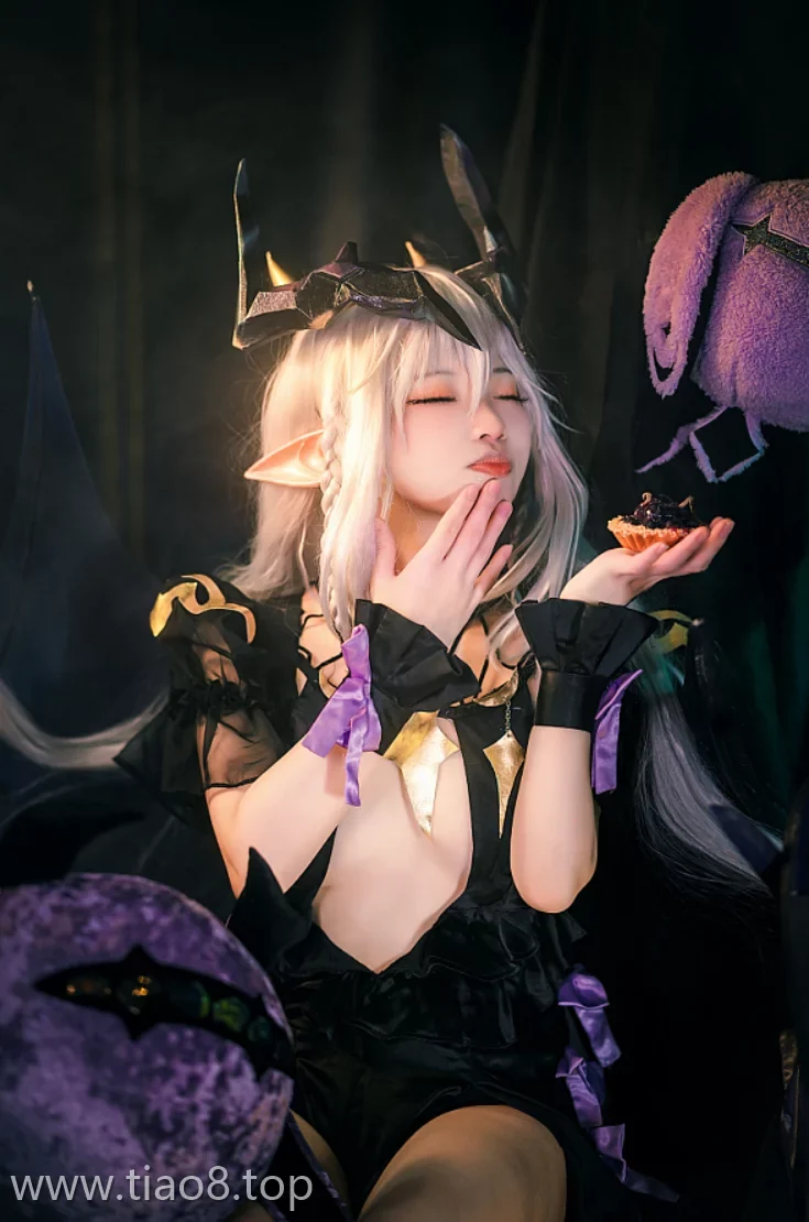 美图欣赏丨Coser伊喵君_Nya:NO.007-四叶草剧场 法芙娜[27P-246M]