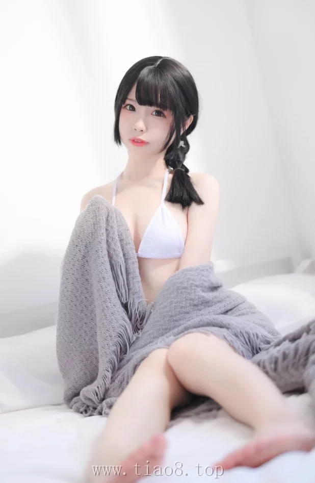 美图欣赏丨Coser香川澪(十万珍吱伏特):NO.006-泳装[31P-437.4M]