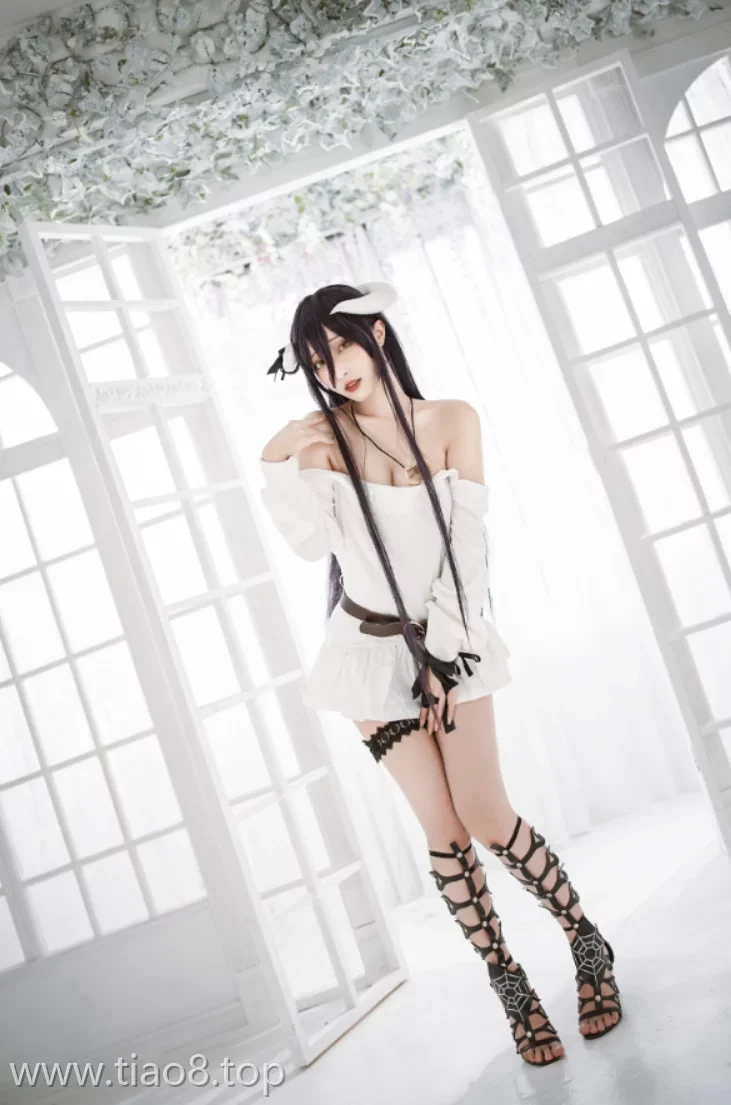 美图欣赏丨Coser切切celia:NO.009-雅儿贝德[39P-200M]