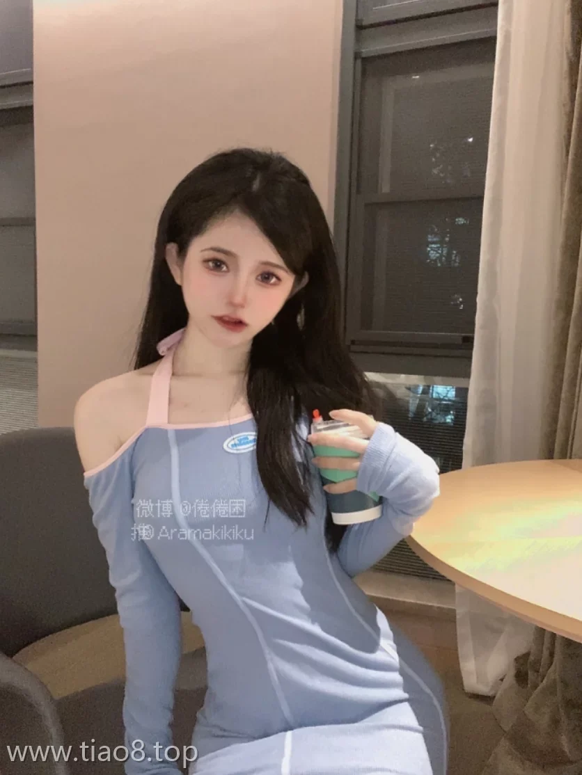 美图欣赏丨Coser倦倦喵:NO.013-露背裙[32P-2V-237.4M]