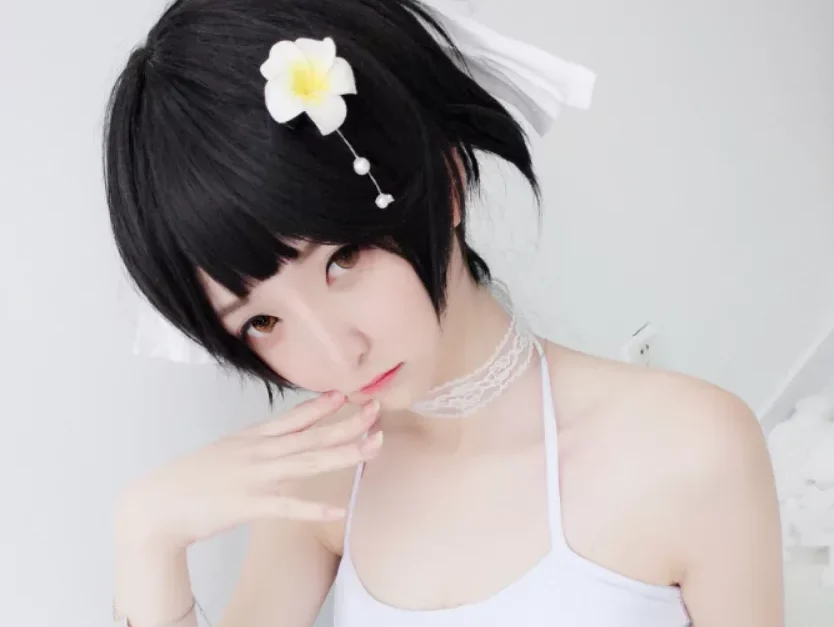 美图欣赏丨Coser一小央泽:NO.020-高雄·泳装[19P-181MB]