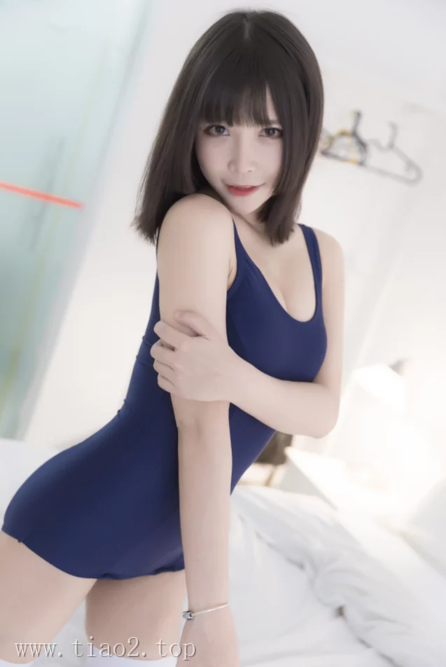 美图欣赏丨Coser抱走莫子aa:NO.011-死库水[48P-454.3M]