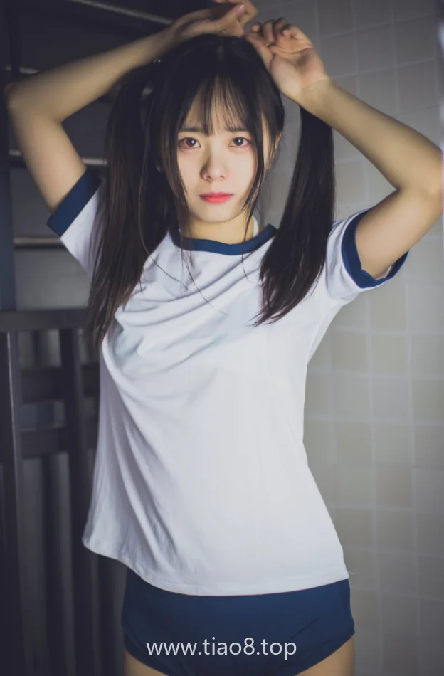 小野妹子wNO.047运动服·悲cosplay美图,这份"丧"太真实了