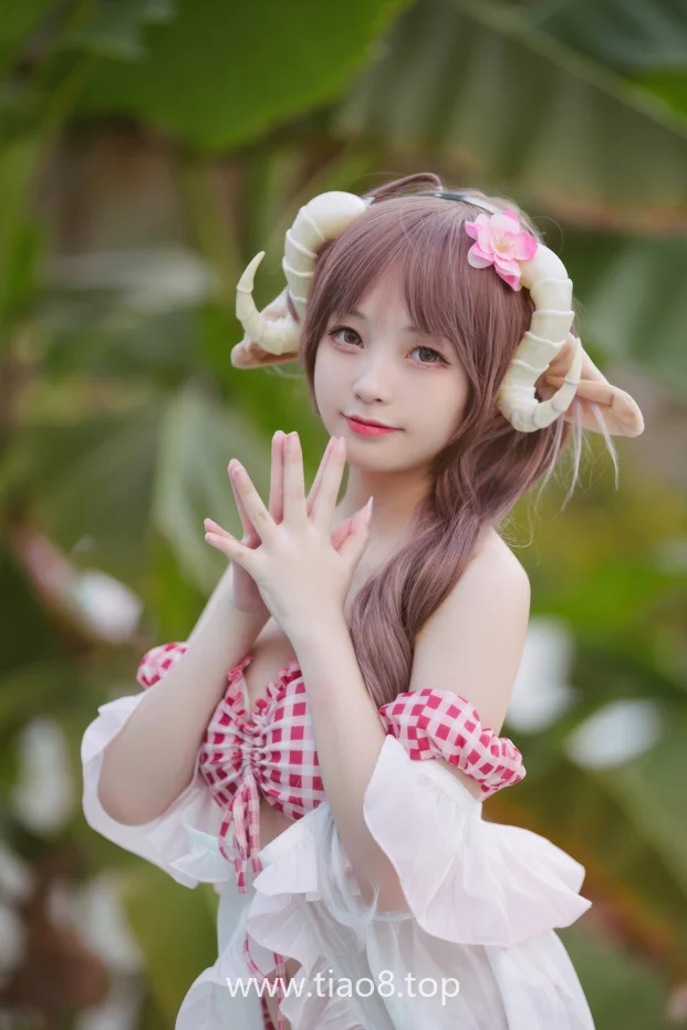 花铃Hana044期小羊夏卉,这谁顶得住?眼神让人一秒沦陷