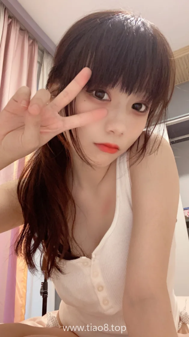 usejan蓝蓝这套夏日女友太绝了,117张图张张都有故事感