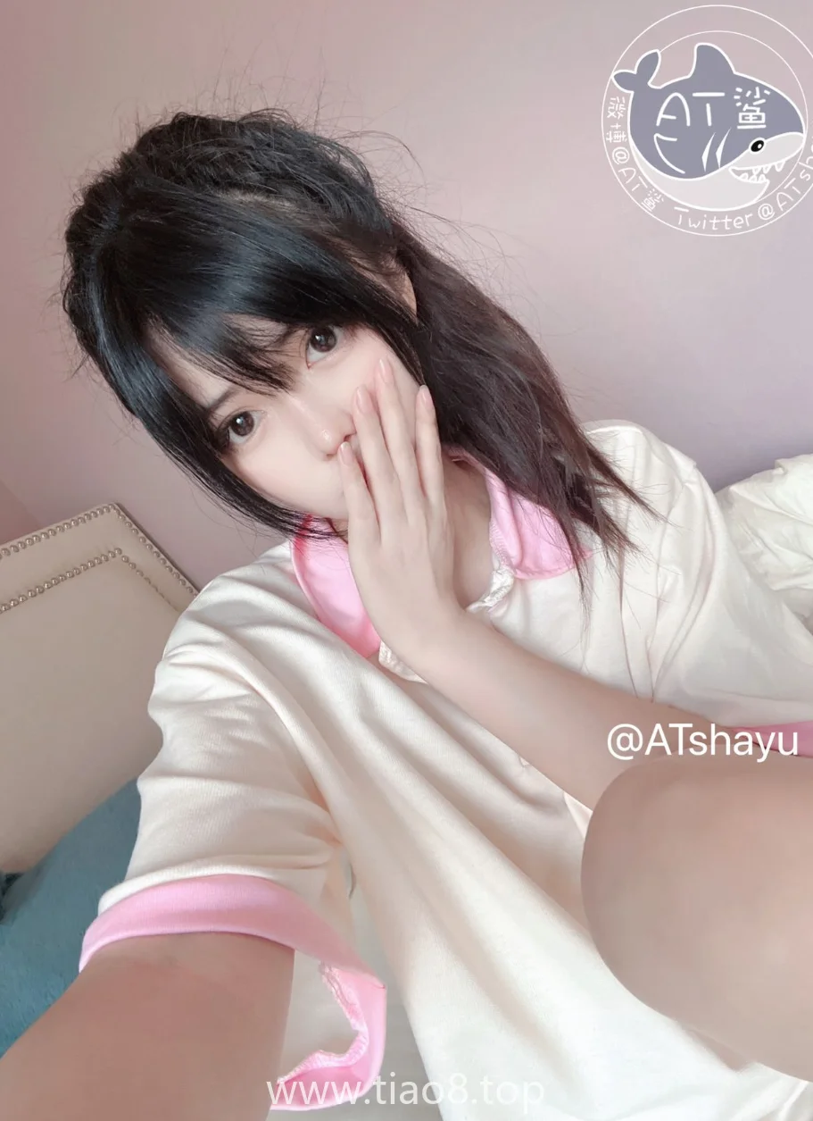 清纯妹妹还能这么拍?AT鲨这套有点东西插图1 清纯妹妹还能这么拍?AT鲨这套有点东西