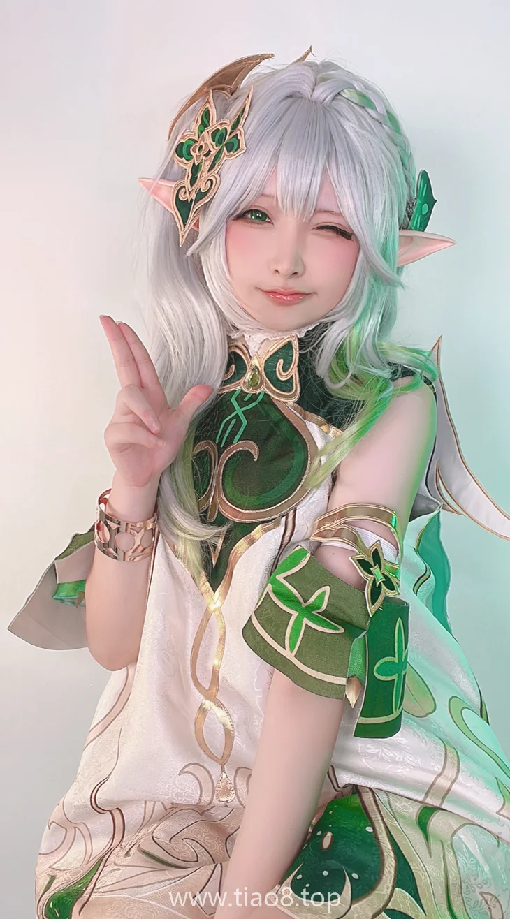 小草神被桜梨梨演活了,38张图张张都有纳西妲那个味