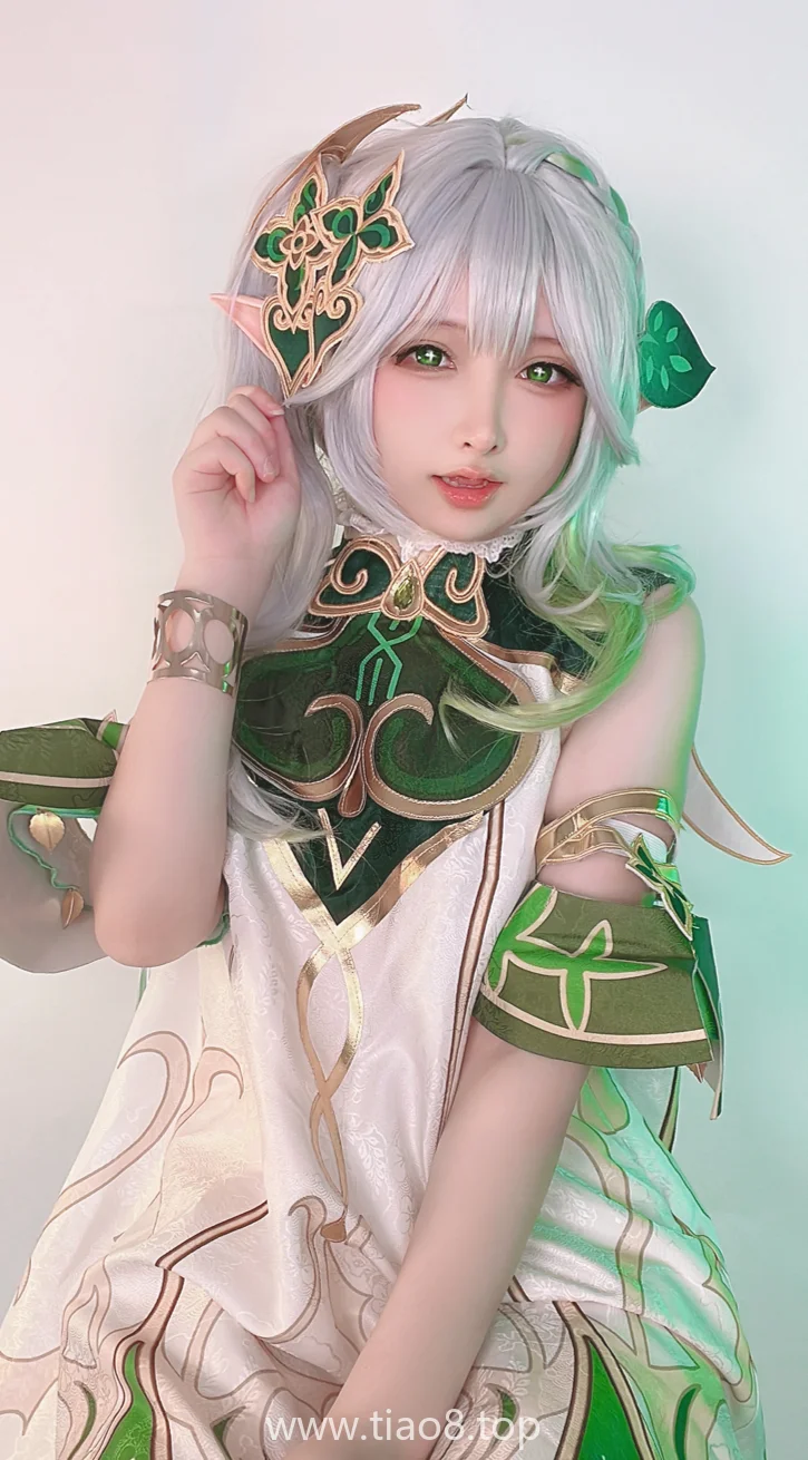 小草神被桜梨梨演活了,38张图张张都有纳西妲那个味