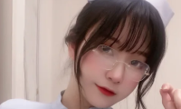 奇行家狗崽009七三蓝护士,耐看的可不止衣服呀