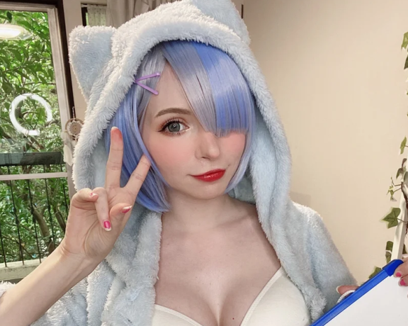 镜像Fansigns还能这么拍?Peach milky这套有点东西