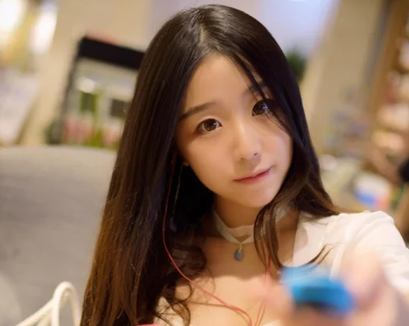 穆零Mu0的15期花卉:赏心悦目,这才是梦中的花仙子
