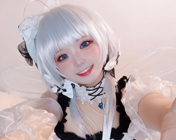 伊喵君_Nya这期小光辉白裙蓝飘带,安安静静拍完19张看着真舒服
