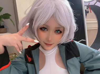 原创角色就35张?贝贝琪Becky这套塞西莉亚肉肉色调愣是没一张跑偏